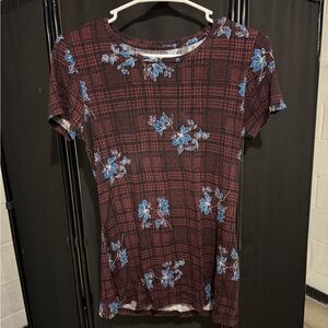 Apt. 9 Red Plaid and Blue Floral Short Sleeve Tee